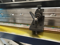 Fournisseurs de machines de pliage de tôles semi-automatiques Rbqlty CNC à barre de torsion, haute précision, avec roulement en acier inoxydable et engrenage moteur en aluminium