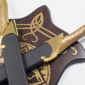 Spade Gemelle dell'Elfo Legolas, Replica del <span class=keywords><strong>Signore</strong></span> <span class=keywords><strong>degli</strong></span> <span class=keywords><strong>Anelli</strong></span>, Set di Lame Curve Non Affilate per Esposizione a Parete, Decorazione, Vendita all'Ingrosso - Product Image 3