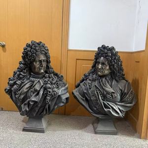 Statue e Banchi di Bronzo Personalizzati: Realizzazione su Base di Foto - Product Image 3