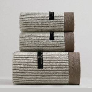 <span class=keywords><strong>Set</strong></span> di <span class=keywords><strong>asciugamani</strong></span> assorbenti per la casa in puro cotone accappatoio <span class=keywords><strong>e</strong></span> <span class=keywords><strong>asciugamani</strong></span> - Product Image 2