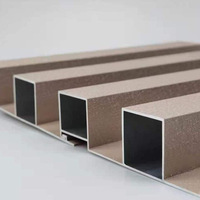 Placa de aluminio Great Wall 30 Onda semicircular 20 Arco Placa de rejilla convexa Diseño de onda Corte Doblado Servicio de procesamiento incluido