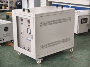 Convertisseur monophasé 220V vers triphasé 220V/380V/400V pour pompes, moteurs et machines à souder - Product Image 4