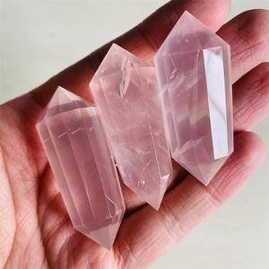 छोटे आकार हाथ नक्काशीदार प्राकृतिक तिब्बती गुलाब डबल समाप्त क्वार्ट्ज वोगेल कण हीलिंग की छड़ी - Product Image 4