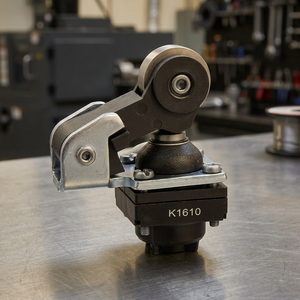 Interruttori di fine corsa Telemecanique XC Standard ZCKD239 con leva a rullino in acciaio e testa ZCKD - Contattaci per la provenienza - Product Image 3