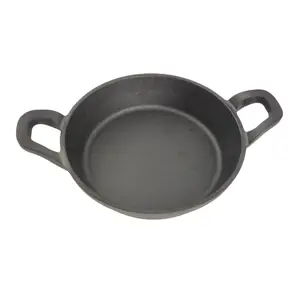 Factory Wholesale Cookware Non-Stick Sizzle Steak Plate Black Oval Cast Iron Mini Skillet Frying Pan With Two Handles