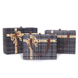 Conception de couverture couleur personnalisée pour répondre aux besoins de production rapide. Les boîtes cadeaux en papier peuvent être personnalisées selon les besoins - Product Image 6