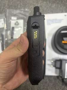 Walkie Talkie MOTOROLA R5 DMR UHF VHF Intercomunicador Digital <span class=keywords><strong>Radio</strong></span> <span class=keywords><strong>de</strong></span> Onda Corta Inalámbrico <span class=keywords><strong>de</strong></span> Largo Alcance Bidireccional - Product Image 5