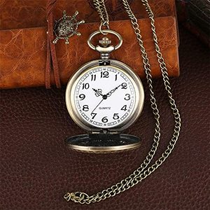 Orologio da Tasca Vintage in Rame Anticato con Catena, Design Inciso a Ragnatela, Stile Commemorativo Nostalgico - Product Image 3