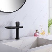 Keran Wastafel Kamar Mandi Krom Poles, Kuningan Padat, Tuas Satu Lubang, Terpasang di Dek, Keran Mixer Air Panas Dingin