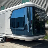 Maison capsule préfabriquée mobile de 40 pieds 20 pieds Maison modulaire préfabriquée Maison capsule préfabriquée 2 3 4 Chambre à coucher