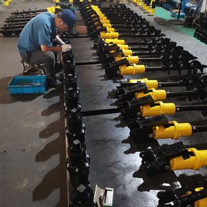 Fabrieksfabricage Vijzel Hydraulische Grondboorbevestigingen 2 Ton Mini Graafmachine Vijzel Boormachine - Product Image 3