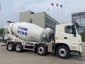 Camión <span class=keywords><strong>hormigonera</strong></span> diésel oficial de <span class=keywords><strong>segunda</strong></span> <span class=keywords><strong>mano</strong></span> XCMG G5NSD 8*4 350HP <span class=keywords><strong>hormigonera</strong></span> a la venta - Product Image 3
