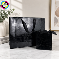 Sac en papier à motif crocodile avec poignées en corde torsadée, impression de logo personnalisée, pour l'emballage de marques de cosmétiques