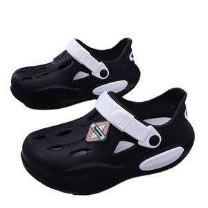 Sabots Sparta pour enfants, noirs, en EVA, antidérapants, à bout ouvert, chaussures d'été sportives pour les âges 7 à 14 ans, unisexe - Product Image 1