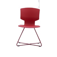 Chaise d'entraînement moderne en plastique avec pieds en métal, chaise de loisirs colorée, simple et empilable