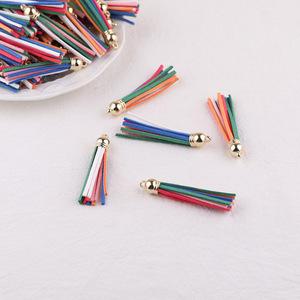 Colgante de Borla de Terciopelo Colorido de 5cm, Material para Manualidades, Adorno para Bolsos, Teléfonos, Llaveros, Accesorios de Joyería Hechos a Mano - Product Image 4