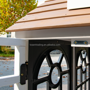 Casa de juegos de madera para niños con zanja para perros de juguete de plástico y pizarrón pequeño, para juegos de simulación al aire libre en el patio trasero - Product Image 6