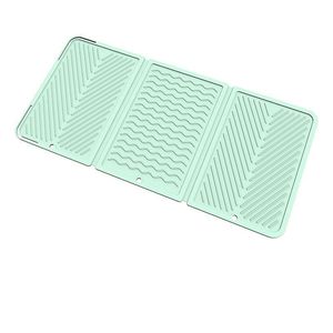 Tapete Escurridor de Platos de Silicona Libre de BPA, Plegable en Tres Partes, Duradero, para la Encimera de la Cocina - Product Image 5