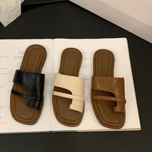 Sandales de plage élégantes et polyvalentes pour femmes, pour une utilisation en extérieur en été, avec design antidérapant, respirantes, tendance mode - Product Image 6