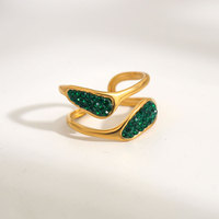 Cincin Wanita Stainless Steel Lapis Emas 18K PVD Bergaya dengan Berlian Imitasi, Cincin Jari Terbuka Berlian Bundar Ganda, Tahan Air