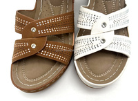 Nouvellement conception OEM logo personnalisé femmes chaussures compensées dames sandales à talons femmes chaussures sandales compensées pour l'été en plein air