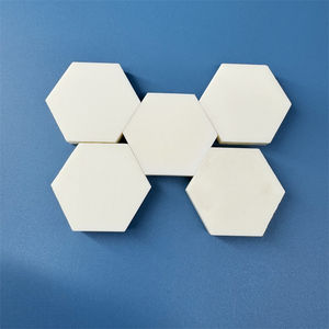 Bon résistant aux chocs et à la compression 99% Al2O3 alumine carreaux hexagonaux en céramique plaques de céramique de protection à haute carrosserie - Product Image 4