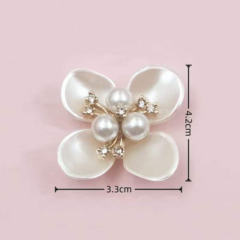 03 flower white