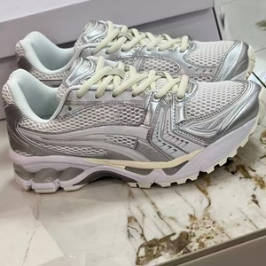 Chaussures de sport de luxe rétro pour hommes et femmes, respirantes, tendance, pour la course et les activités de plein air, vente en gros - Product Image 4