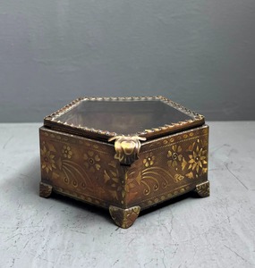 Caja de Joyería Decorativa Hecha con Hierro y Vidrio/Espejo, Utilizada para Exhibición y Almacenamiento de Joyas, Proveedor de la India - Product Image 3