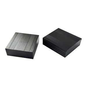 Tùy chỉnh nhôm anodized đùn bao vây cho bộ điều khiển PCB, CNC gia công vỏ chống thấm nước với độ chính xác cao - Product Image 1