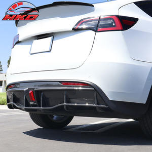 Protector de Parachoques Trasero para Tesla Model Y 2020-2024 IKON, Difusor con Impresión de Fibra de Carbono con LED, Accesorios para Automóviles - Product Image 3