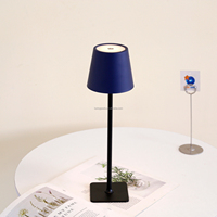 Lampes de table modernes de luxe QT250052 Home Decor avec station de charge LED sans fil E26 Ampoule Base Lampes de table rechargeables
