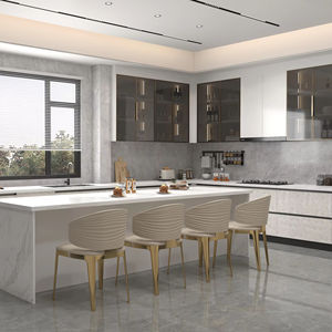 Armoires de cuisine modernes SANTOPOVA blanches avec texture marbre et unités supérieures à portes vitrées - Product Image 1