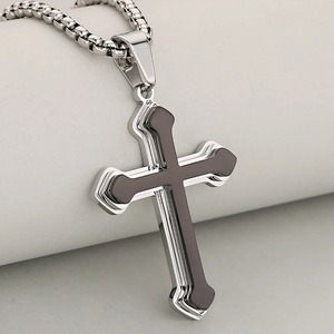 Collier pendentif croix de Jérusalem à 3 couches en acier inoxydable, bijou de luxe punk chrétien inaltérable, cadeau de baptême pour hommes et femmes - Product Image 3