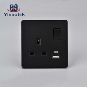 Siêu mỏng 4 Ổ Cắm Công Nghiệp tường chuyển đổi ổ cắm 3 lỗ 13A 1 <span class=keywords><strong>USB</strong></span> 1 Type-C điện thép không gỉ Kính Anh cắm đồng nhựa - Product Image 5