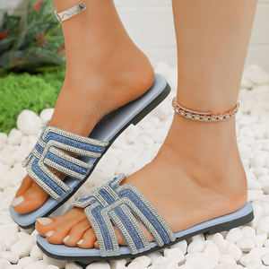 Nuevas <span class=keywords><strong>Sandalias</strong></span> de Playa Casuales de Moda con Pedrería y Punta Cuadrada para Mujer, Zapatillas Planas de Verano de Talla Grande - Product Image 5