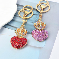 Porte-clés personnalisé en forme de cœur avec couronne, orné de strass scintillants, pendentif de sac, breloque pour sac à main pour femmes et filles