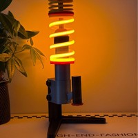 Lampe de bureau à amortisseur de choc pour modification automobile, design créatif, style industriel, décoration personnalisée, lampe de table, veilleuse