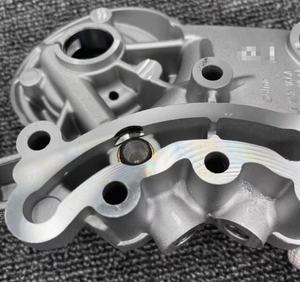 Cocok untuk Volkswagen Jetta Passat Tiguan Audi A4 A5 Q5 suku cadang mesin, braket bantalan Cam, bantalan silinder 06J103144A - Product Image 6