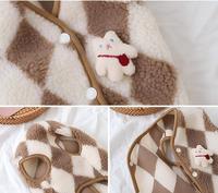 Vêtements pour animaux de compagnie OEM ODM : Gilet chaud tendance pour chiens et chats, sans manches, styles variés, pour la promenade quotidienne et les fêtes