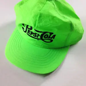 2023厂家价格定制5面板绿色尼龙搭扣帽子带绳印花标志非结构化帽子防水爸爸帽子