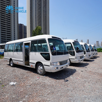 Meilleures ventes : Autobus d'occasion pour 16-30 passagers, Euro 3, diesel, transmission manuelle, 2013-2017, à vendre à Dubaï