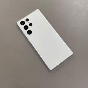 Vente en gros de téléphones Android S22 S22+ S22 Ultra Octa Core avec écran AMOLED 120Hz, 8 Go + 128 Go, CDMA LTE, version US EU - Product Image 1