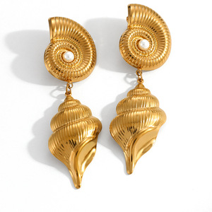 ต่างหูสแตนเลสทรงหยดน้ำ ดีไซน์เปลือกหอย ชุบทอง 18k กันน้ำ เครื่องประดับแฟชั่น - Product Image 5