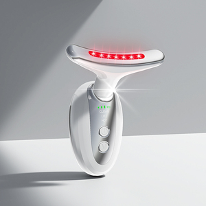<span class=keywords><strong>Appareil</strong></span> de lifting du visage et du cou à 7 couleurs de lumière, masseur facial micro-courant <span class=keywords><strong>pour</strong></span> raffermir la peau, anti-rides et <span class=keywords><strong>double</strong></span> <span class=keywords><strong>menton</strong></span> - Product Image 2