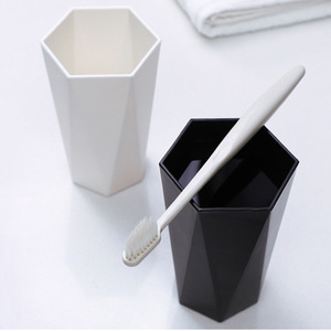 Nordic Colored Diamond Shaped Cup Plastic <b>Toothbrush</b> <b>Holder</b> For Bathroom White Black Green Gray Solid Color Single Use - Product Image 4