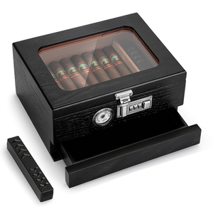 Vente en gros de boîtes de rangement pour cigares en bois faites à la main avec logo personnalisé boîtes à cigares en bois à lacets modèle d'armoire fabricant direct - Product Image 1