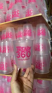 Gobelets de Stade en Plastique Dépoli Réutilisables 16 oz avec Impression de Logo Personnalisé pour Mariage - Product Image 3