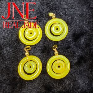 Pendentif de sécurité en jade jaune pour la mère, cadeau porte-bonheur polyvalent pour les aînés - Product Image 1