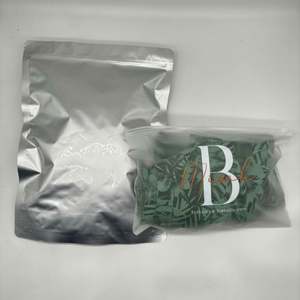 Sacs d'expédition en polyéthylène autocollants durables avec logo personnalisé pour l'emballage de vêtements, de chaussettes, de fourrures et de chaussures - Product Image 2